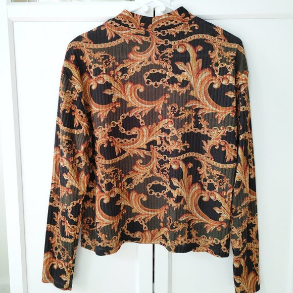 Zara Trafaluc Gold Chain Printed Textured Top - Size Medium - Picture 7 of 7